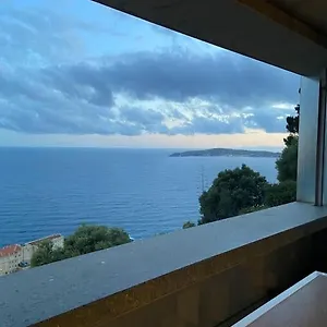 https://monaco-doors-3-vue-mer-piscine-parking.fr-provencehotel.com